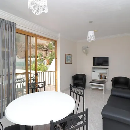 Merill Apartment